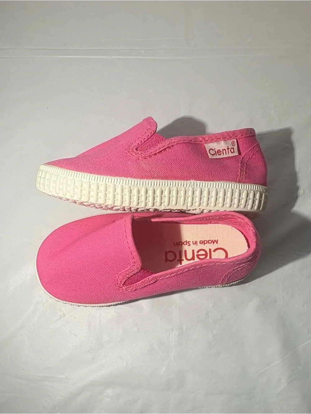 Cienta Hot Pink Slip-On Canvas Sneakers for Kids
